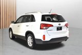 Used 2015 Kia Sorento LX image 3