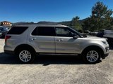 Used 2017 Ford Explorer XLT w/ Equipment Group 202A image 4