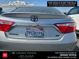 Used 2017 Toyota Camry SE image 3
