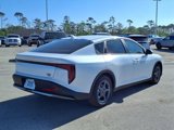 New 2025 Kia K4 LXS image 2