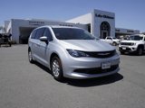 Certified 2023 Chrysler Voyager LX image 2