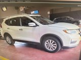Used 2018 Nissan Rogue SV image 3