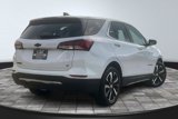 Used 2022 Chevrolet Equinox LT image 2