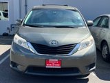 Used 2013 Toyota Sienna LE image 2