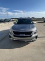 Used 2023 Kia Seltos EX image 2
