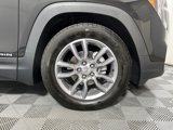 Used 2022 GMC Terrain SLT w/ Infotainment Package II image 2