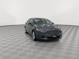 Used 2016 Ford Fusion SE w/ Equipment Group 202A image 2