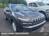 Used 2018 Jeep Cherokee Latitude Plus image 3