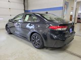 Used 2022 Toyota Corolla LE image 3