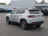 New 2024 Jeep Compass Limited image 4