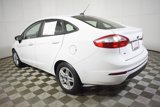 Used 2017 Ford Fiesta SE image 3