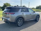 Used 2022 Nissan Pathfinder SV image 6
