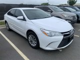 Used 2017 Toyota Camry LE image 3