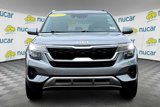 Used 2022 Kia Seltos EX image 2