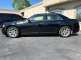 Used 2017 Chrysler 300 C image 2