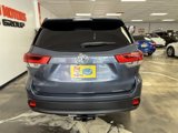 Used 2018 Toyota Highlander LE image 4