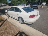 Used 2015 Volkswagen Passat 1.8T SE image 3