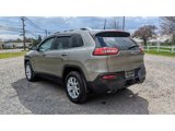 Used 2016 Jeep Cherokee Latitude w/ Cold Weather Group image 5