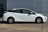 Certified 2022 Toyota Prius LE image 3
