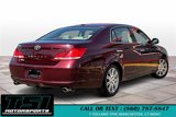 Used 2010 Toyota Avalon Limited image 2