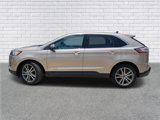 Used 2021 Ford Edge Titanium image 2