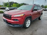 Used 2016 Jeep Cherokee Sport image 3