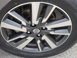 Used 2021 Nissan Versa SV image 3