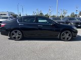 Used 2017 Honda Accord Touring image 2