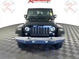 Used 2015 Jeep Wrangler Unlimited Rubicon w/ Dual Top Group image 2