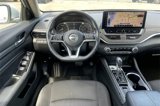 Used 2023 Nissan Altima 2.5 SV image 5