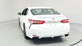 Used 2018 Toyota Camry SE image 4