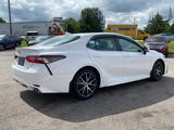 Used 2021 Toyota Camry SE image 5