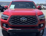 Used 2023 Toyota Tacoma TRD Off-Road image 3