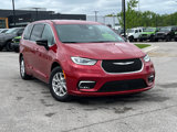 New 2025 Chrysler Pacifica Select image 2
