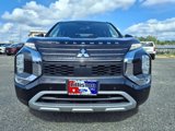 Used 2022 Mitsubishi Outlander SE image 2