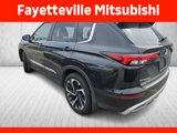 Used 2022 Mitsubishi Outlander SE image 3