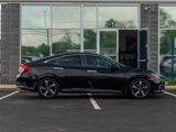 Used 2018 Honda Civic Touring image 4