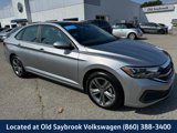 Used 2024 Volkswagen Jetta SE w/ Panoramic Sunroof Package image 3
