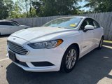 Used 2017 Ford Fusion SE image 2