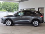 Used 2020 Ford Escape SE image 2