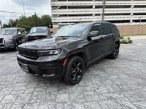 Used 2023 Jeep Grand Cherokee L Laredo image 3
