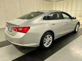 Used 2017 Chevrolet Malibu LT image 2