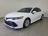 Used 2020 Toyota Camry LE image 3