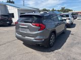 Used 2018 GMC Terrain SLT w/ Preferred Package image 4