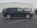 Used 2020 Ford Edge SE image 3