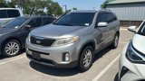 Used 2014 Kia Sorento LX image 3