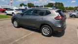 Used 2020 Nissan Rogue SV image 6