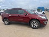 Used 2017 Chevrolet Traverse LT image 2