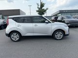 Used 2021 Kia Soul LX image 2