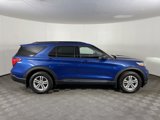 Used 2022 Ford Explorer XLT w/ Equipment Group 202A image 5